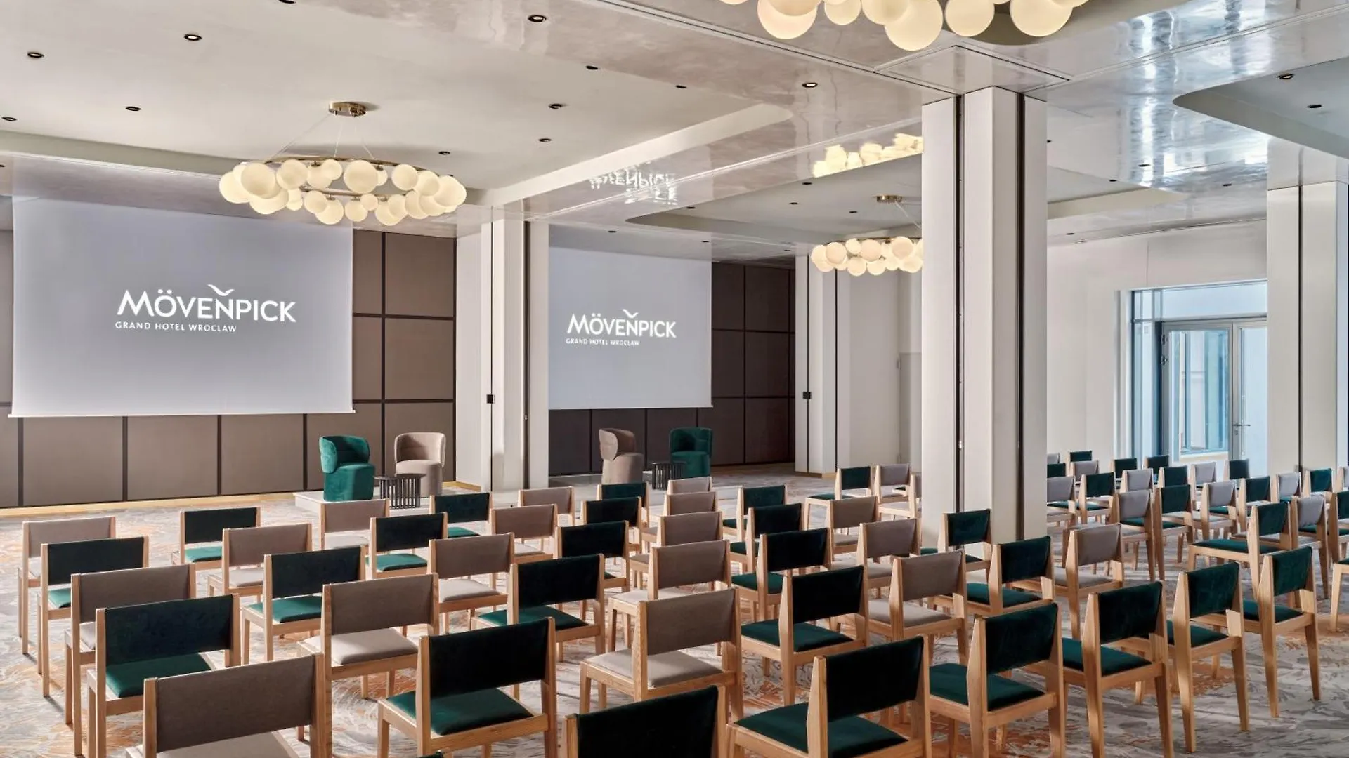 Moevenpick Grand Hotel Wrocław 4*,  Polen